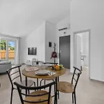 Paliska Apartman Póla